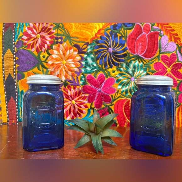 Vintage Cobalt Blue Salt and Pepper Shakers - Picture 1 of 5